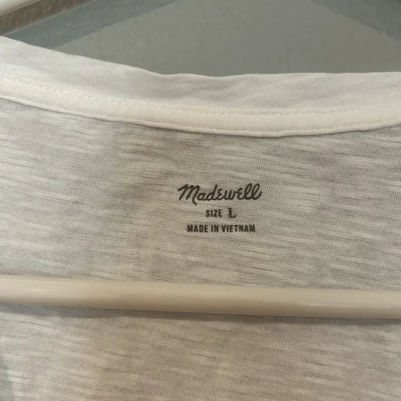 Madewell V-neck, white cotton tee Size L - Picture 2 of 4